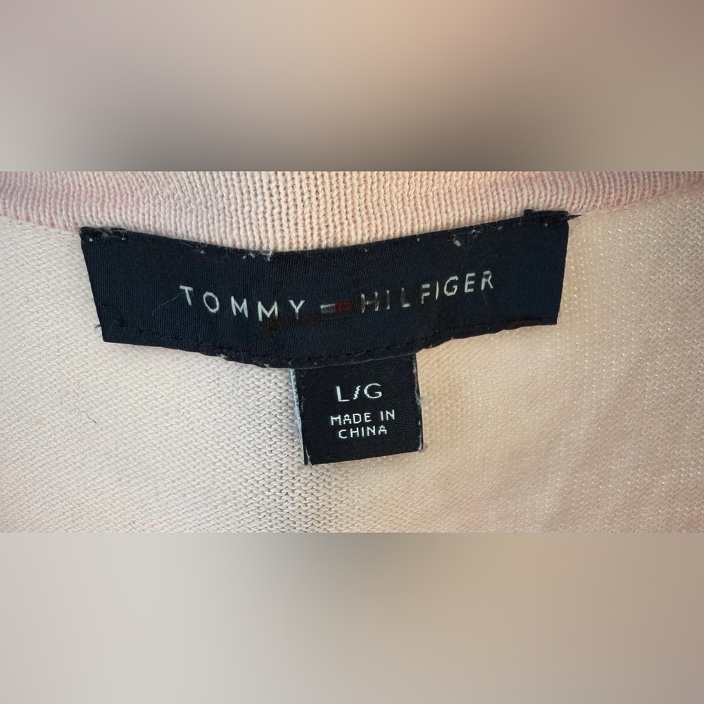Tommy Hilfiger Light Pink and White Argyle V-Neck Sweater - Picture 4 of 5